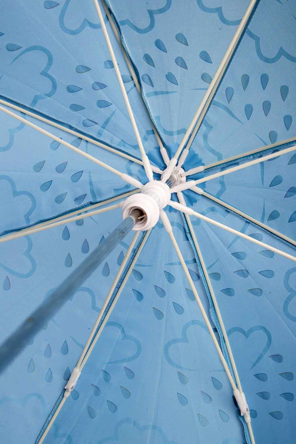 Blue Kids Colour-Revealing Umbrella